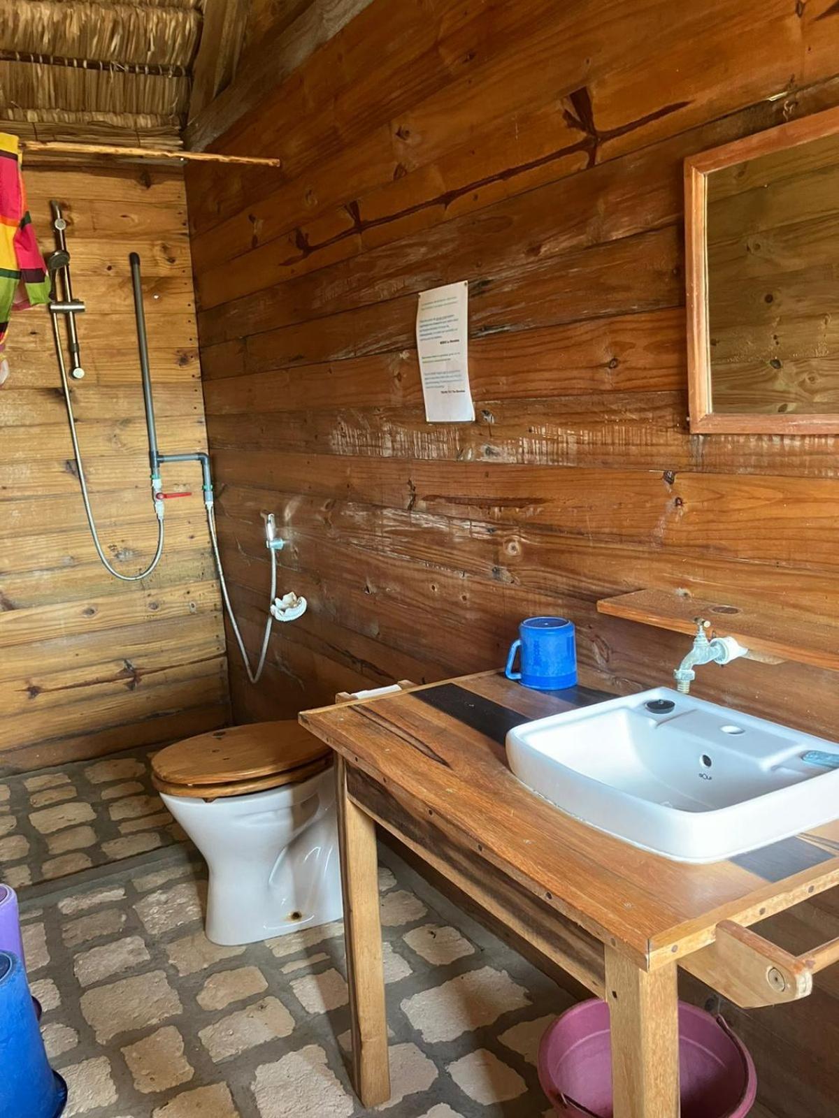 Vazaha Vezo Bed and Breakfast Andavadoaka Εξωτερικό φωτογραφία